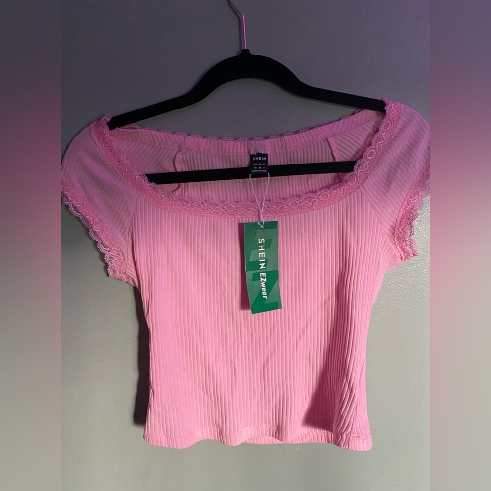 NWT shein pink crop top